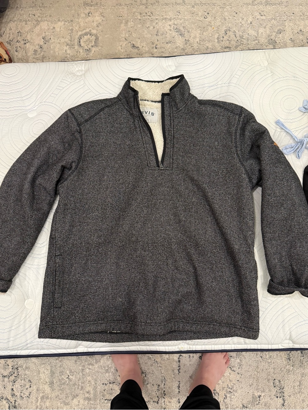 Orvis Men's Charcoal Herringbone Quarter-Zip Pullover